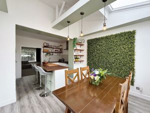 Photo 11- click for photo gallery